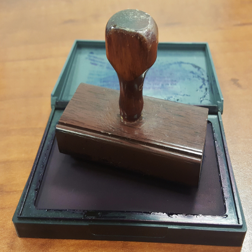 A notary stamp used in offical signing of documeent.